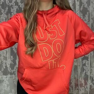 ♡ Nike Dri-Fit Workout Sweater ♡